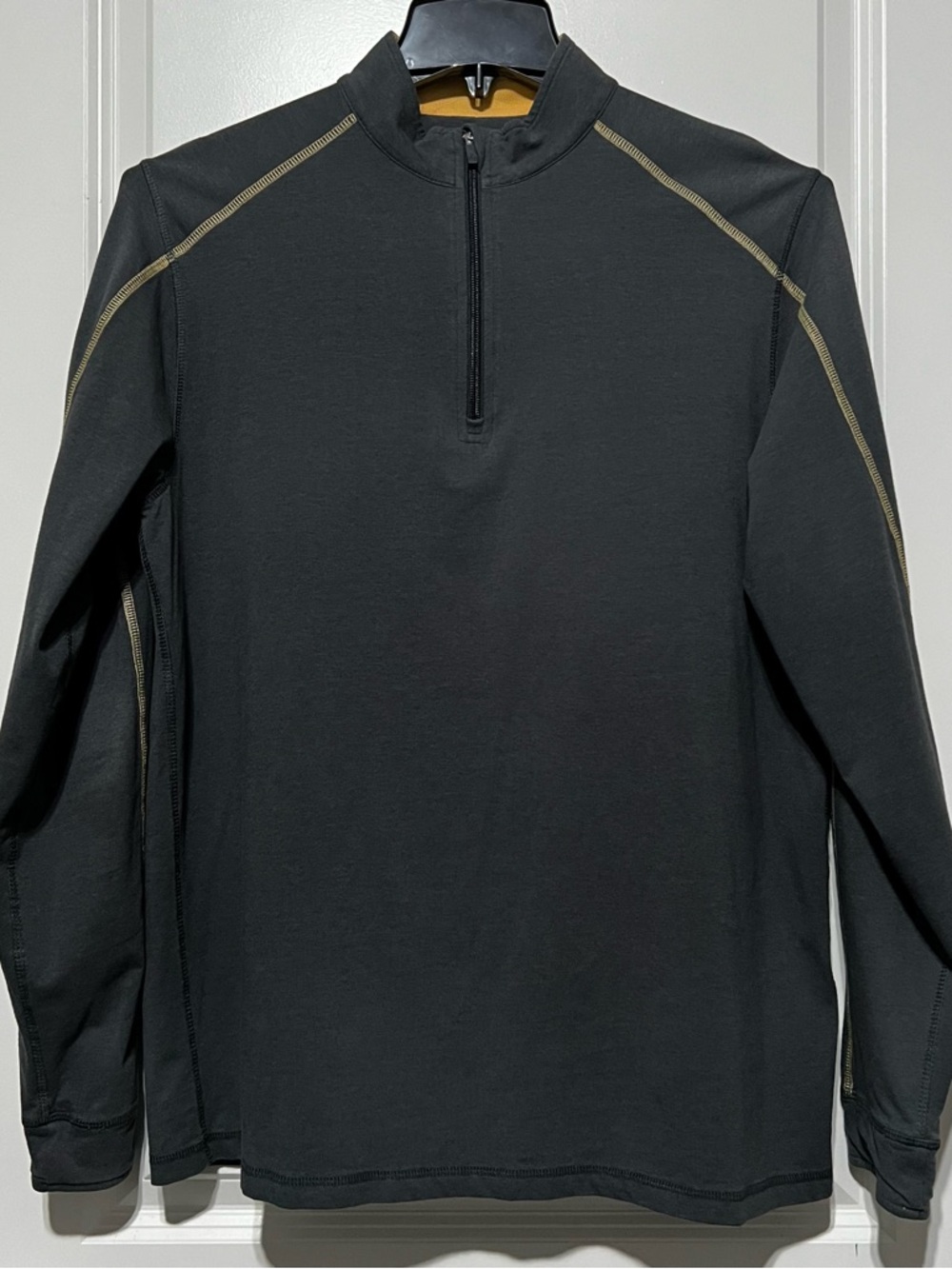 Tasc Performance Men’s Carrollton Lightweight Quarter Zip in Heather Grey/Gold